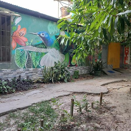 Aparta-Refugio El Retiro Verde レティシア エクステリア 写真